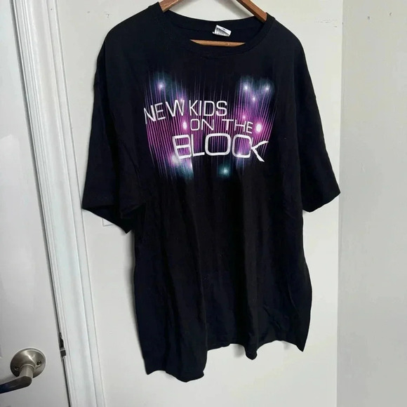 Black Y2K New Kids On The Block Kids Shirt 2X - Picture 3 of 6